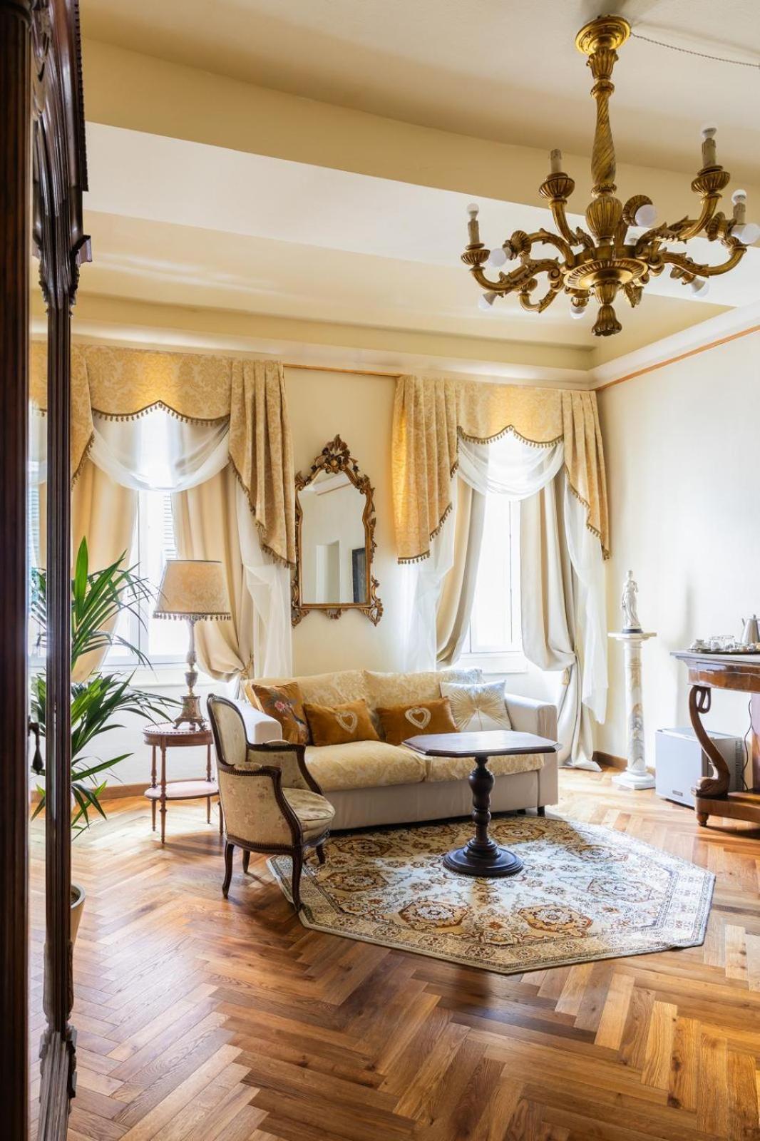 Palazzo Lari Sarzana Exterior foto
